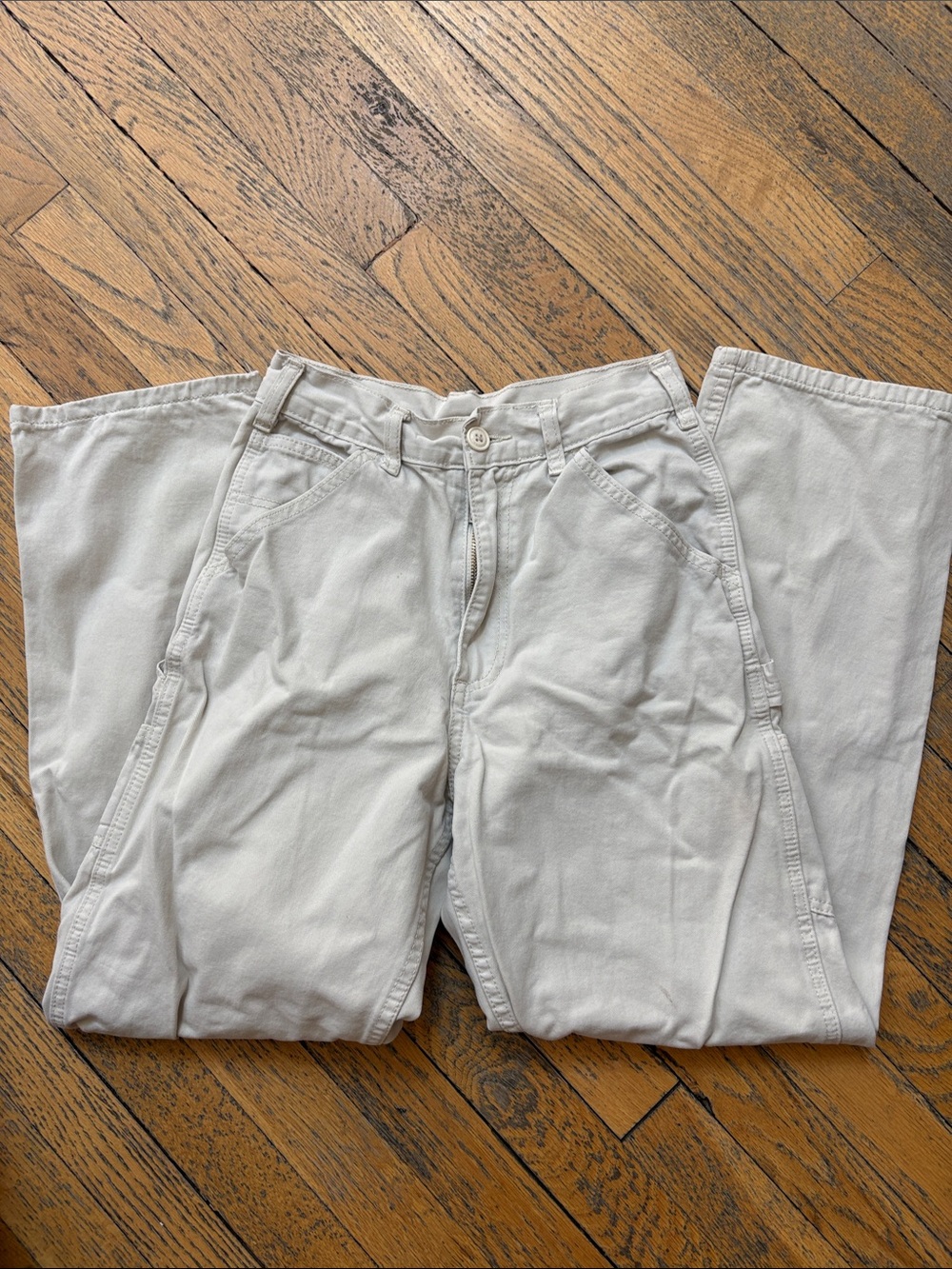 Women’s Brandy Melville Cargo Pants in Light Beige